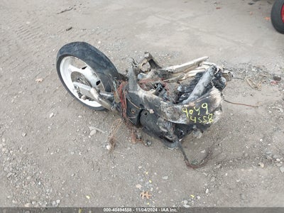SUZUKI GSX-R600 2002