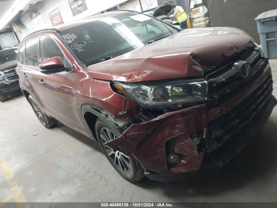 TOYOTA HIGHLANDER 2017