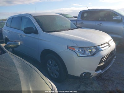 MITSUBISHI OUTLANDER 2015