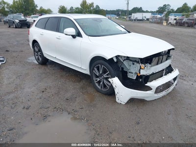 VOLVO V90 CROSS COUNTRY 2017