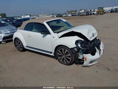 VOLKSWAGEN BEETLE 2014