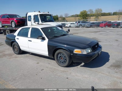 FORD CROWN VICTORIA 2011