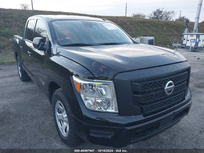 NISSAN TITAN 2021