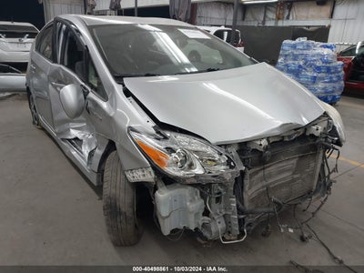 TOYOTA PRIUS 2014