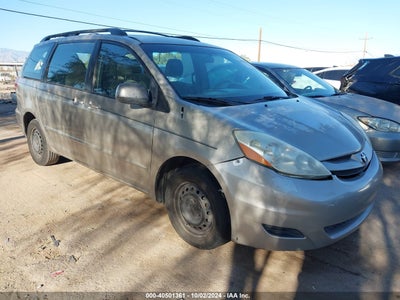 TOYOTA SIENNA 2009