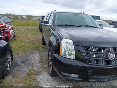 CADILLAC ESCALADE ESV 2014