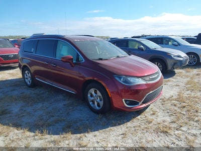 CHRYSLER PACIFICA 2017