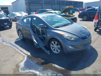 HYUNDAI ELANTRA 2013