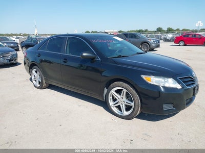 TOYOTA CAMRY 2011