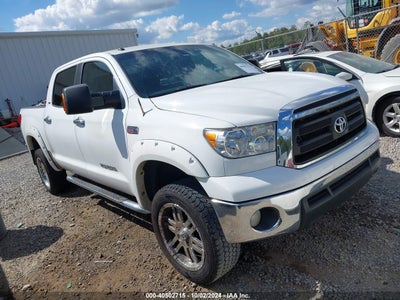 TOYOTA TUNDRA 2010