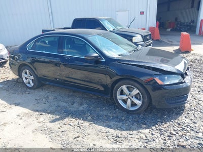 VOLKSWAGEN PASSAT 2012