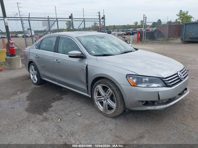 VOLKSWAGEN PASSAT 2013