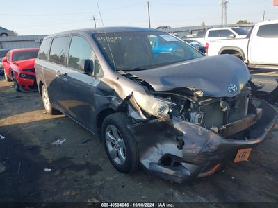 TOYOTA SIENNA 2012