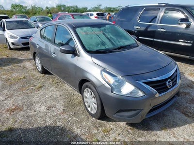 NISSAN VERSA 2017