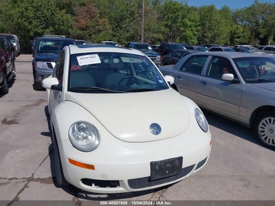 VOLKSWAGEN NEW BEETLE 2008