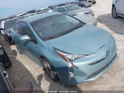TOYOTA PRIUS 2016