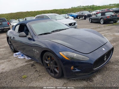 MASERATI GRANTURISMO 2012