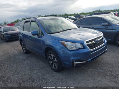 SUBARU FORESTER 2017