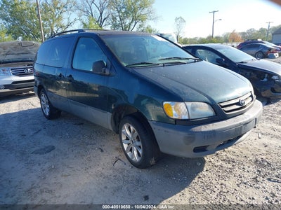 TOYOTA SIENNA 2001