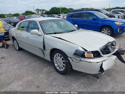 LINCOLN TOWN CAR 2007