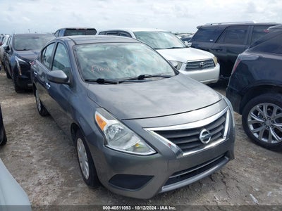 NISSAN VERSA 2017