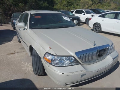 LINCOLN TOWN CAR 2007