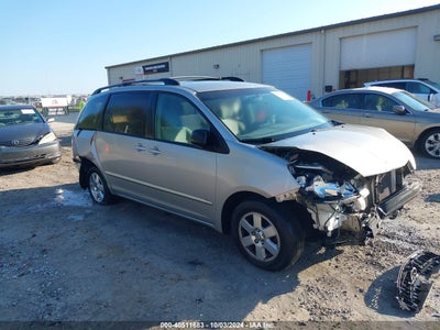 TOYOTA SIENNA 2008