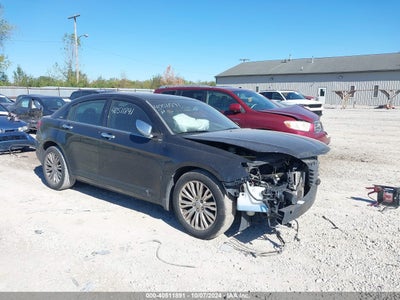 CHRYSLER 200 2011