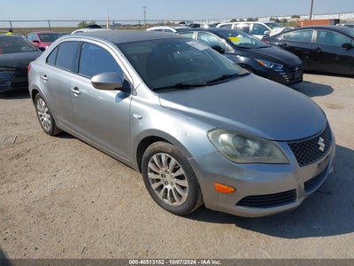SUZUKI KIZASHI 2010