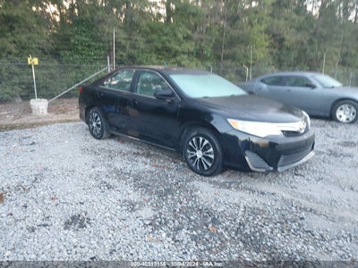 TOYOTA CAMRY 2013