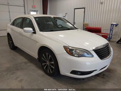 CHRYSLER 200 2012