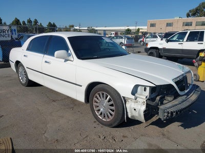 LINCOLN TOWN CAR 2003