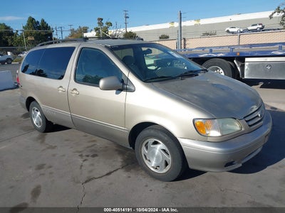 TOYOTA SIENNA 2003