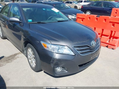TOYOTA CAMRY 2011