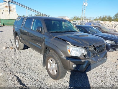 TOYOTA TACOMA 2015