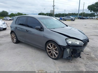 VOLKSWAGEN GOLF 2012