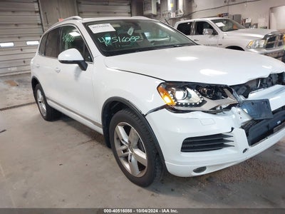 VOLKSWAGEN TOUAREG 2012