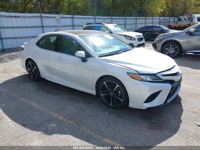 TOYOTA CAMRY 2018