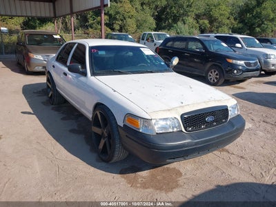 FORD CROWN VICTORIA 2011
