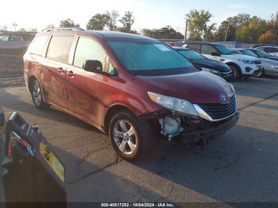 TOYOTA SIENNA 2012
