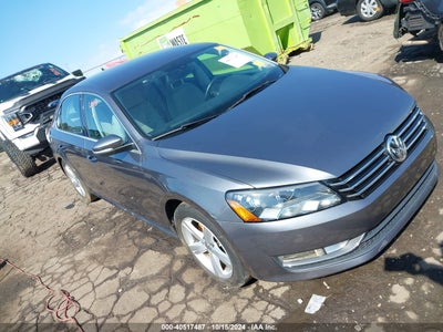 VOLKSWAGEN PASSAT 2015