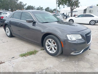 CHRYSLER 300 2015