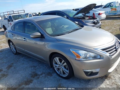 NISSAN ALTIMA 2015