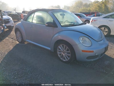 VOLKSWAGEN NEW BEETLE 2010