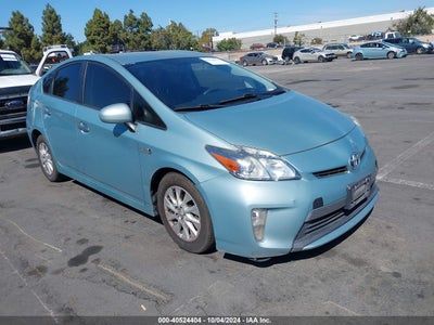 TOYOTA PRIUS PLUG-IN 2014
