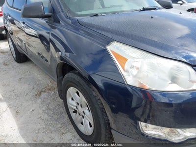 CHEVROLET TRAVERSE 2010