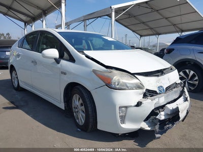 TOYOTA PRIUS PLUG-IN 2013