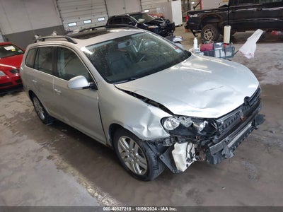 VOLKSWAGEN JETTA SPORTWAGEN 2011