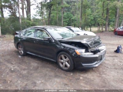 VOLKSWAGEN PASSAT 2013