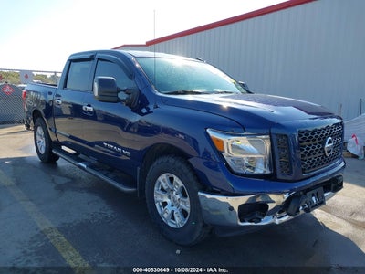 NISSAN TITAN 2019